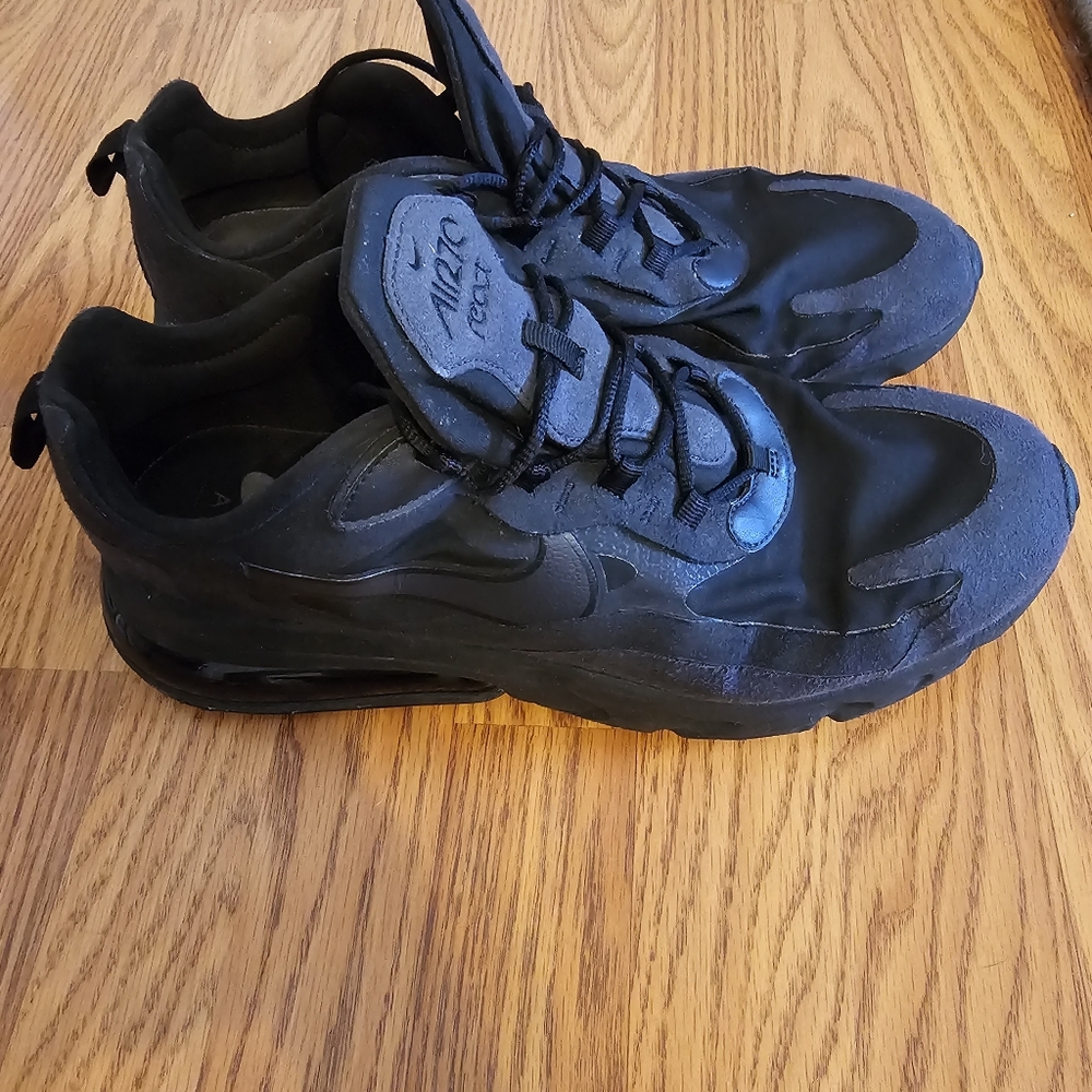 Nike Air Max 270 React Hip-Hop 13